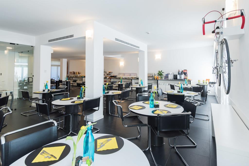 Hotel Santoni Freelosophy *** Torbole Sul Garda